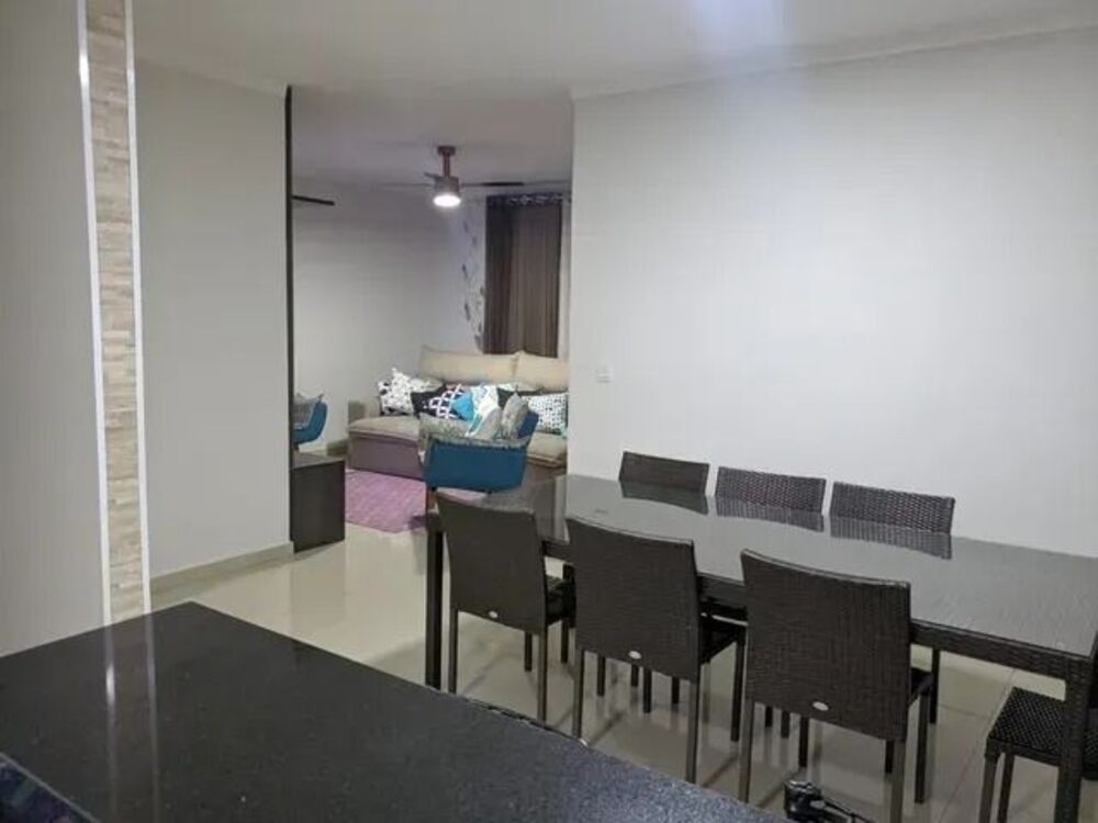Casa, 3 quartos, 210 m² - Foto 3