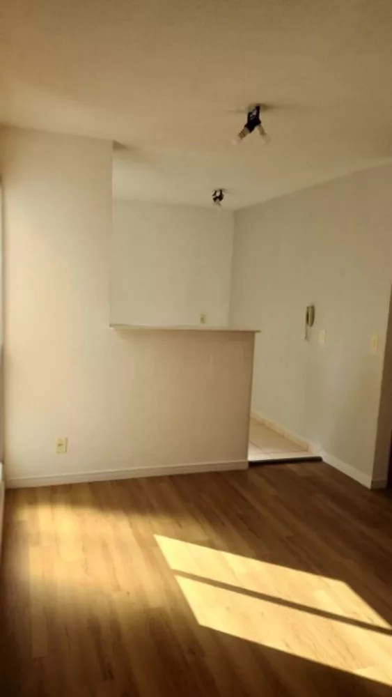 Apartamento para alugar com 2 quartos, 60m² - Foto 4