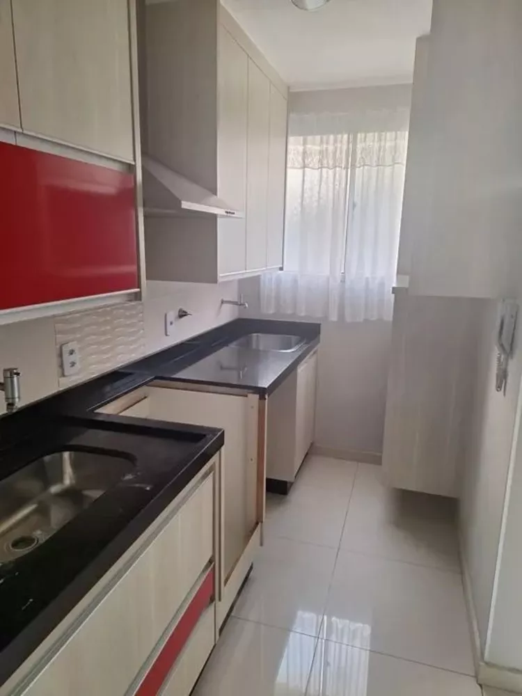 Apartamento à venda com 2 quartos, 51m² - Foto 2