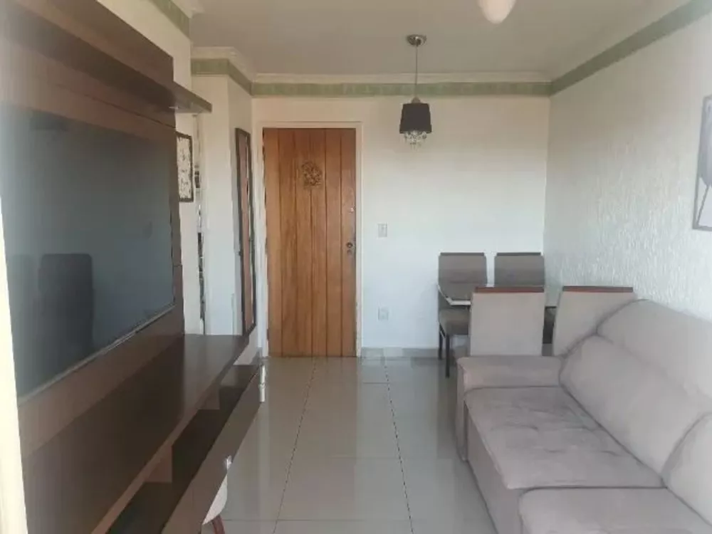 Apartamento à venda com 2 quartos, 60m² - Foto 3