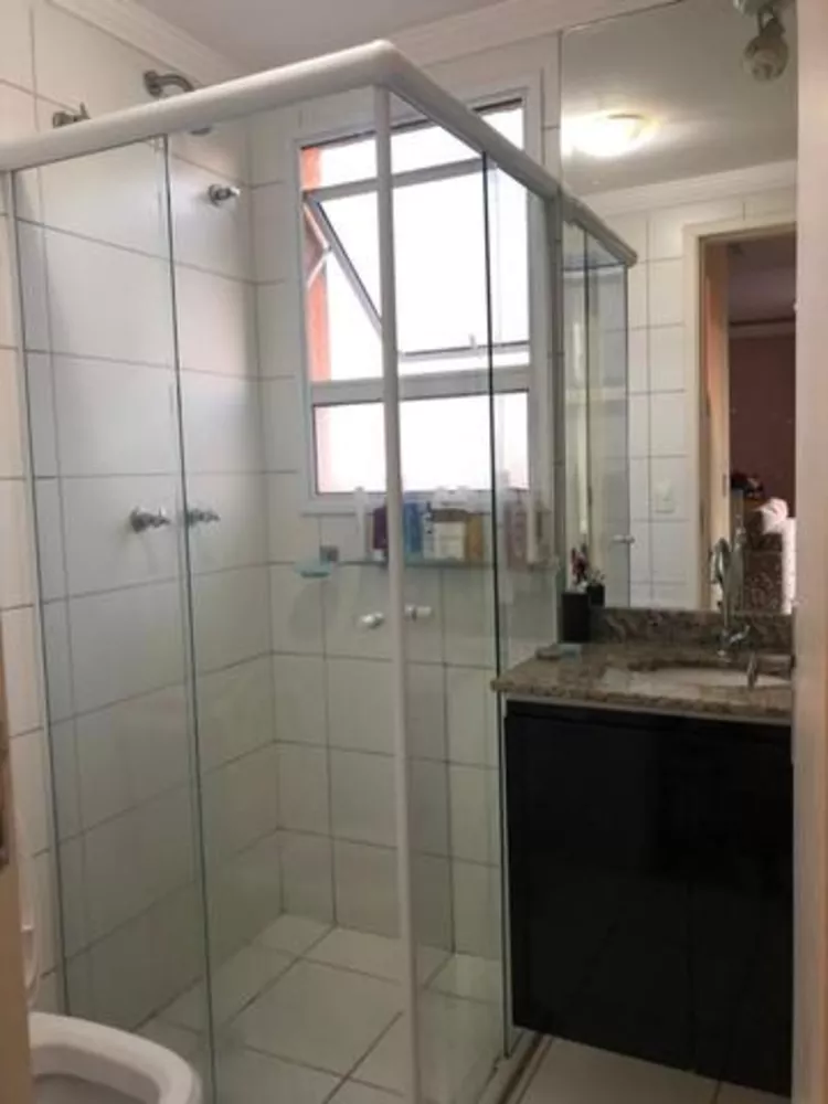 Apartamento à venda com 1 quarto, 47m² - Foto 2