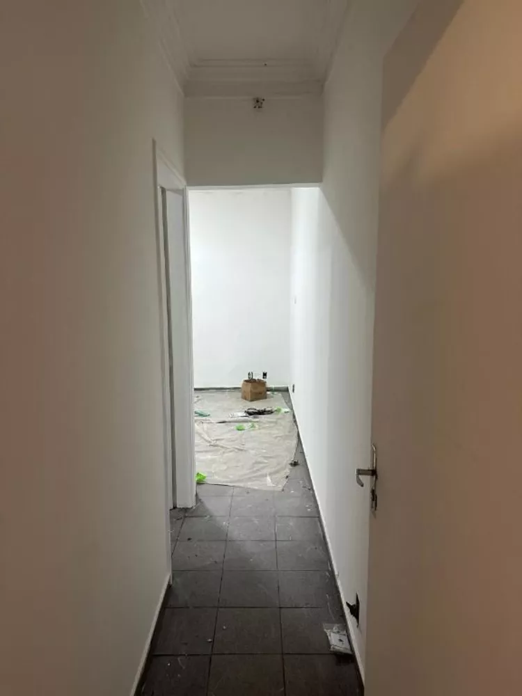 Casa à venda e aluguel com 5 quartos, 120m² - Foto 1