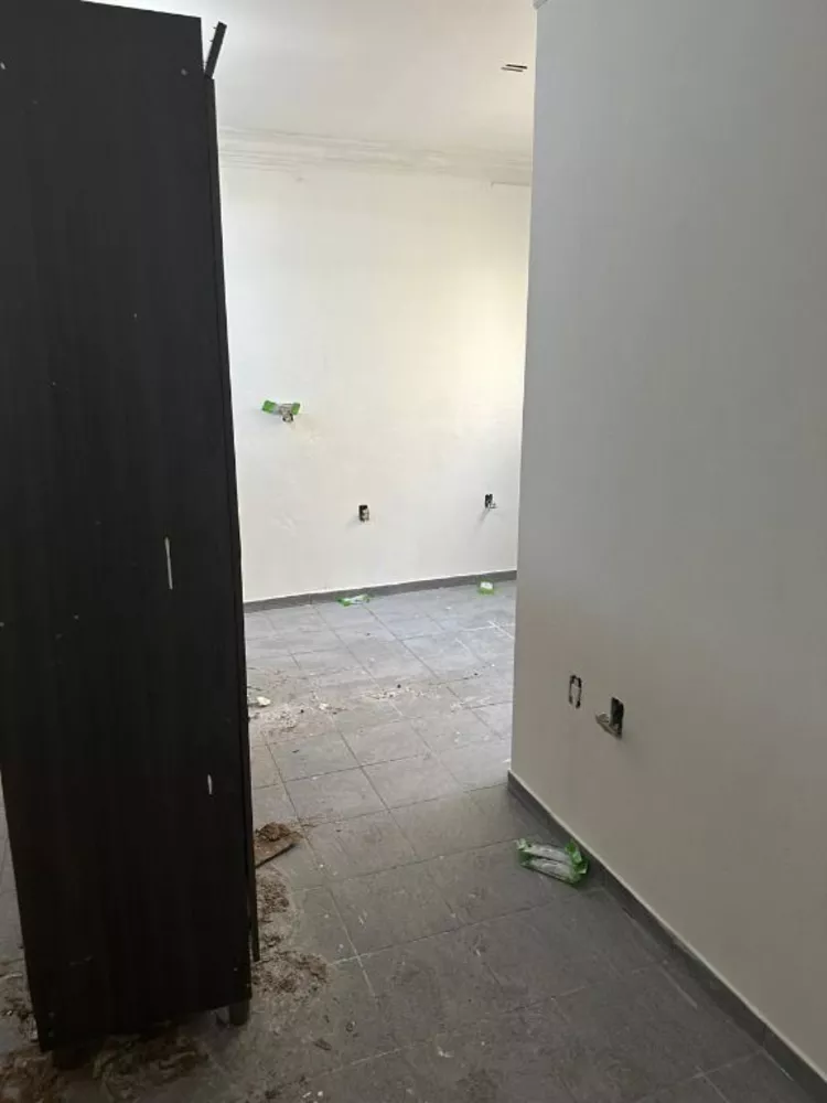 Casa à venda e aluguel com 5 quartos, 120m² - Foto 4