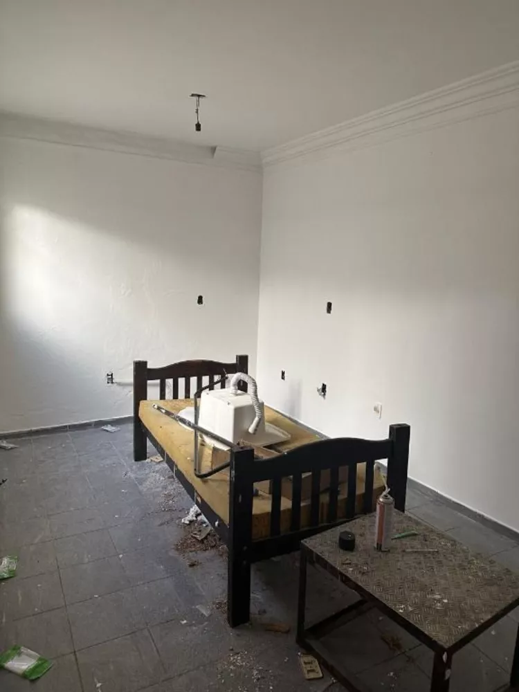 Casa à venda e aluguel com 5 quartos, 120m² - Foto 7