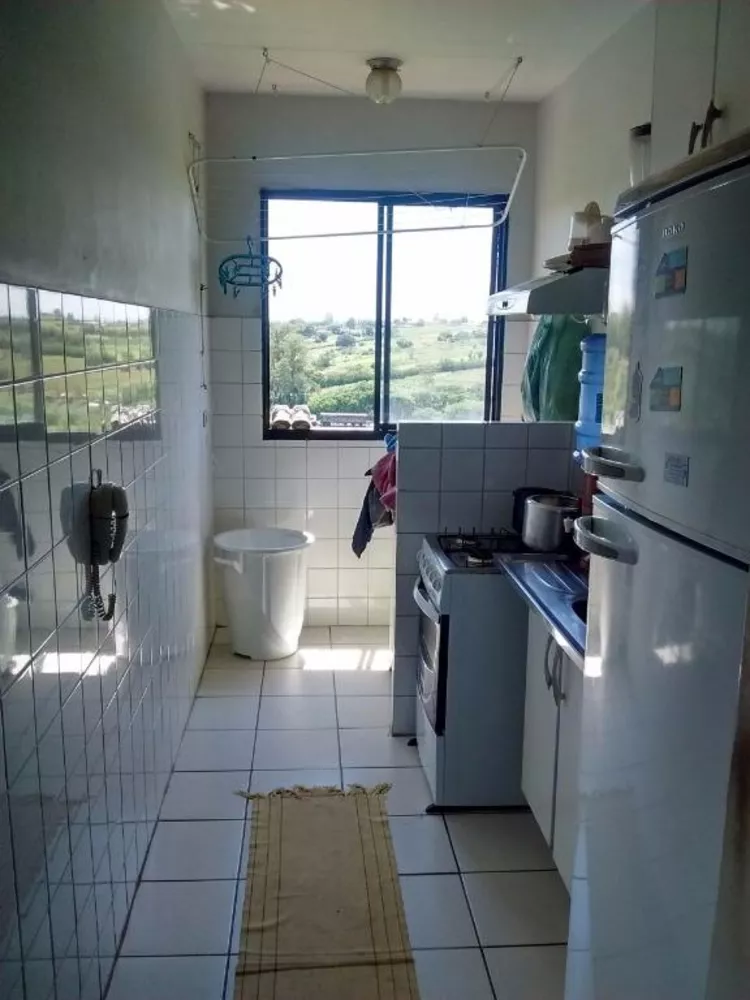 Apartamento à venda com 2 quartos, 50m² - Foto 2