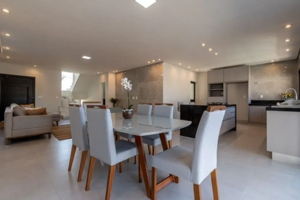 Sobrado, 3 quartos, 243 m² - Foto 8