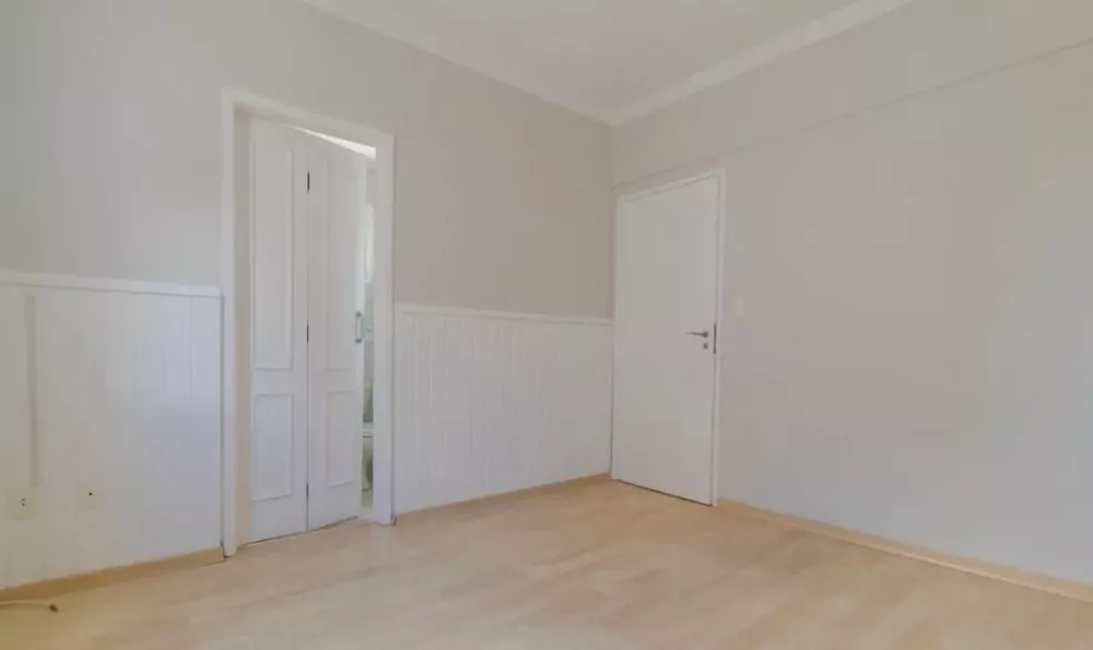 Apartamento à venda com 2 quartos, 70m² - Foto 2