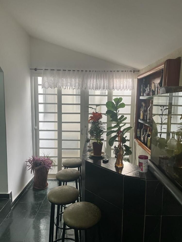 Casa, 3 quartos, 180 m² - Foto 3