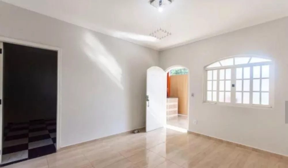 Casa à venda com 2 quartos, 280m² - Foto 8