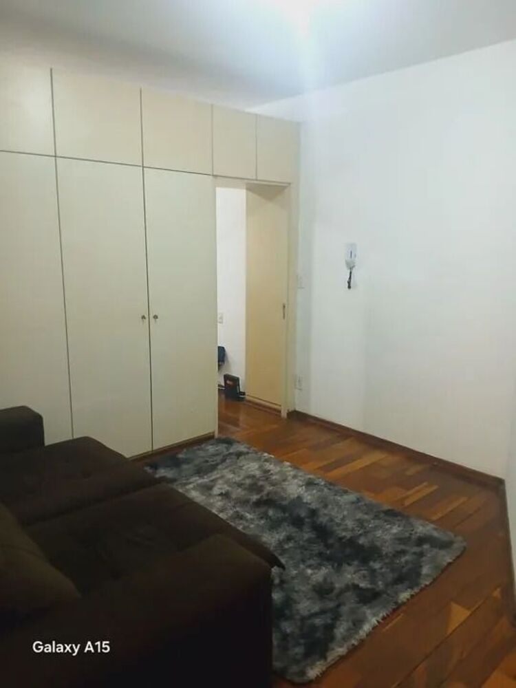 Apartamento à venda com 1 quarto, 40m² - Foto 2