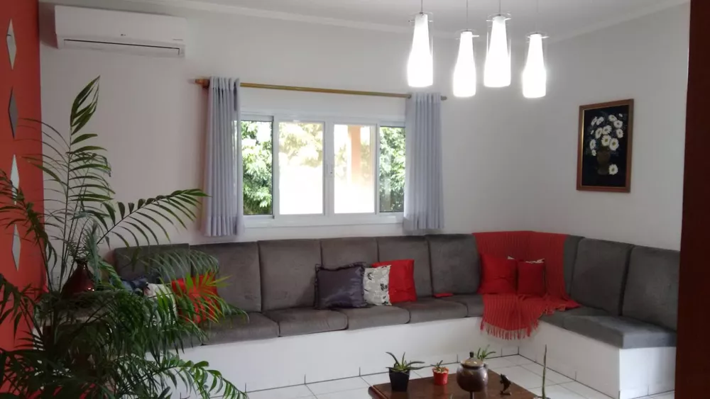 Chácara à venda com 3 quartos, 534m² - Foto 2