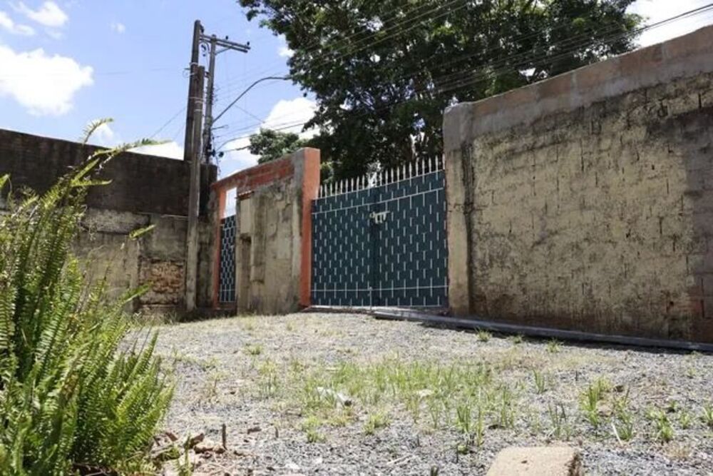 Casa à venda com 2 quartos, 88m² - Foto 3