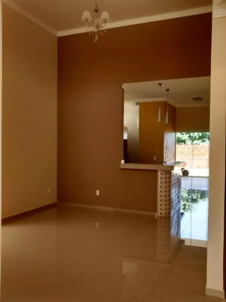 Casa de Condomínio à venda com 4 quartos, 180m² - Foto 4