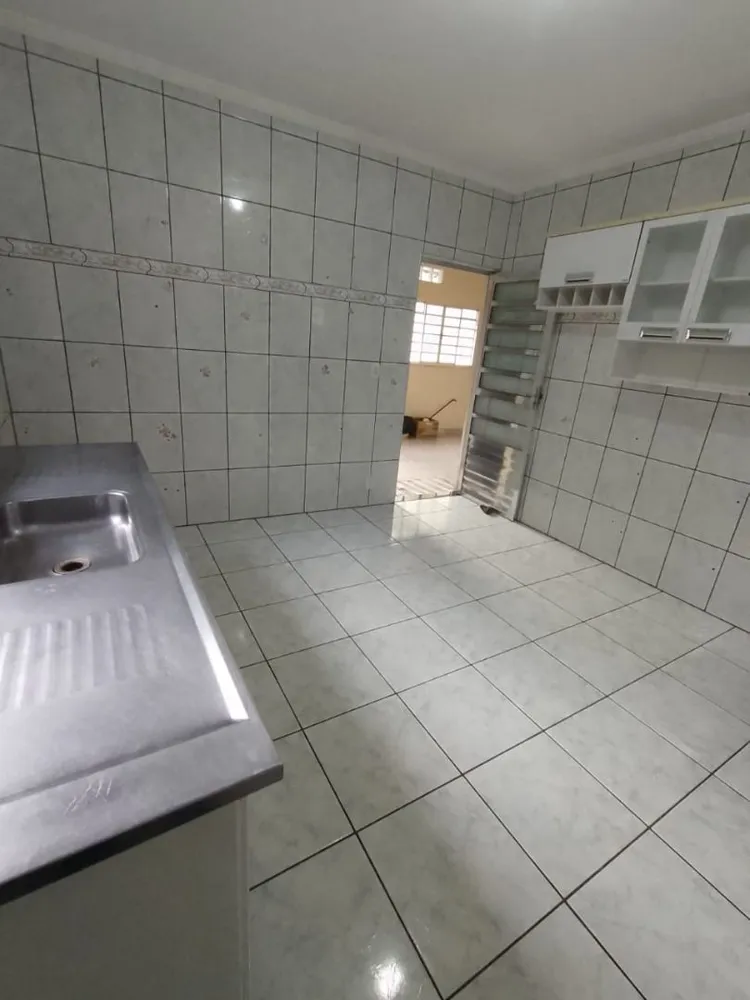 Casa, 3 quartos, 300 m² - Foto 3