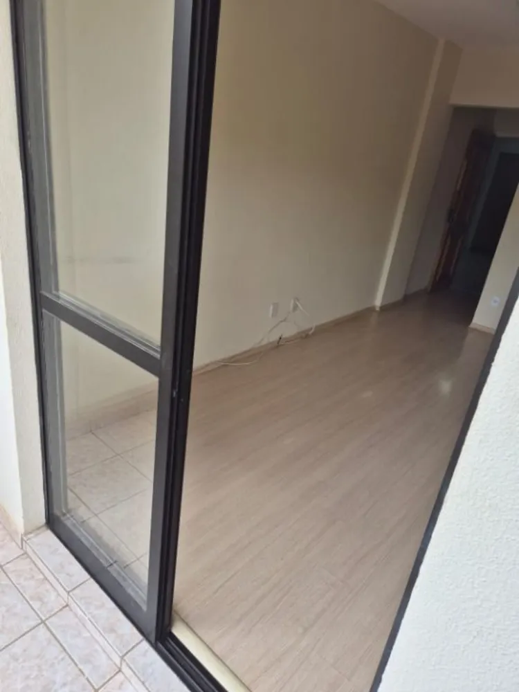 Apartamento, 3 quartos, 76 m² - Foto 4
