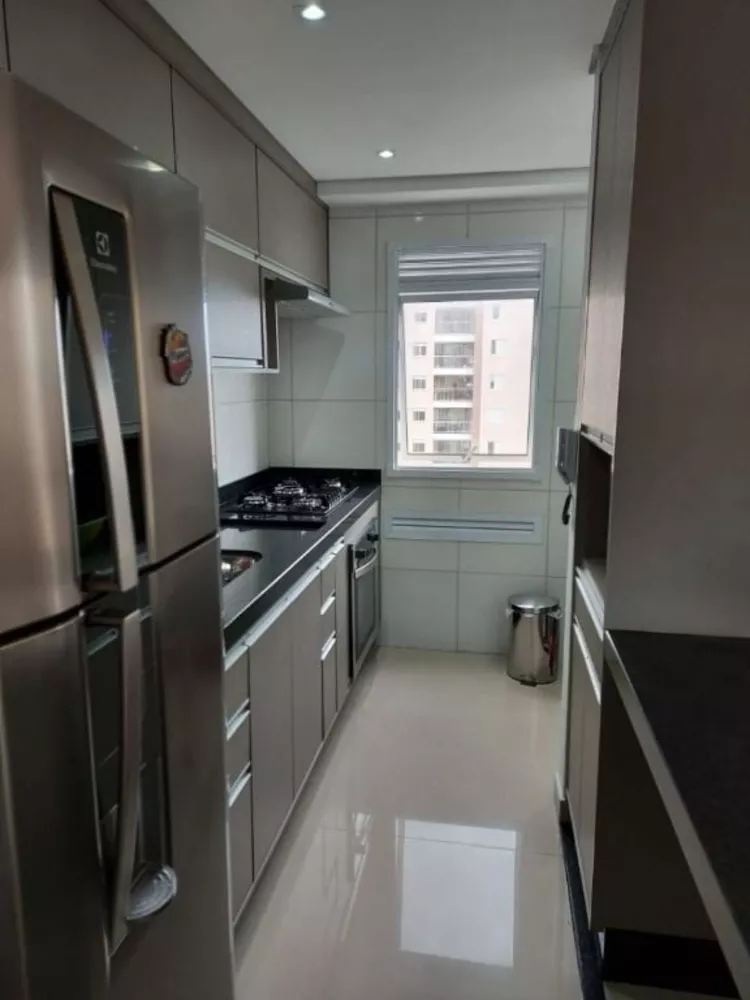 Apartamento à venda com 2 quartos, 58m² - Foto 11