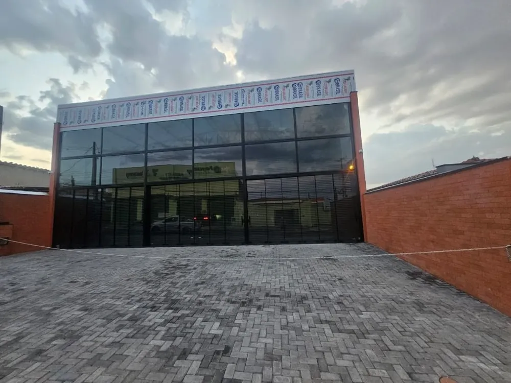 Depósito-Galpão, 240 m² - Foto 1