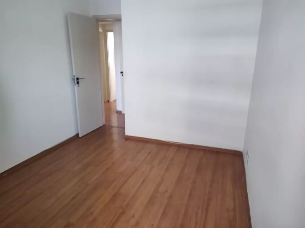 Apartamento à venda com 3 quartos, 82m² - Foto 11