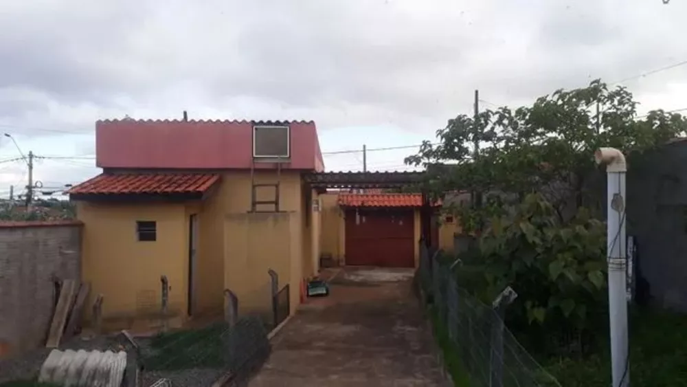 Casa à venda com 2 quartos, 120m² - Foto 3