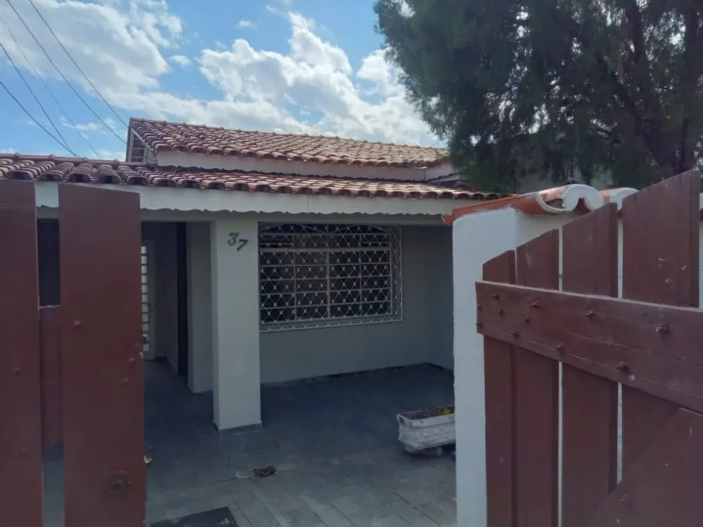 Casa, 3 quartos, 90 m² - Foto 1