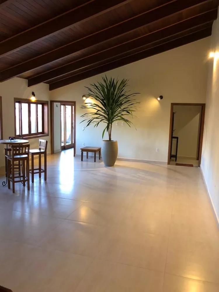 Casa de Condomínio à venda com 5 quartos, 493m² - Foto 4