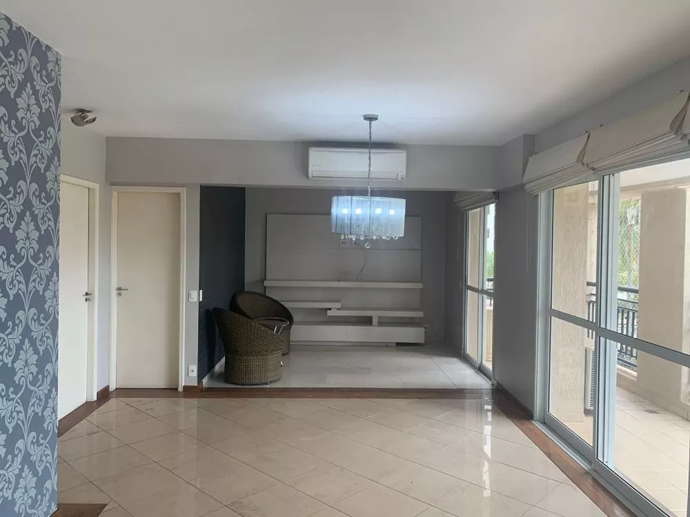 Apartamento à venda com 3 quartos, 195m² - Foto 3