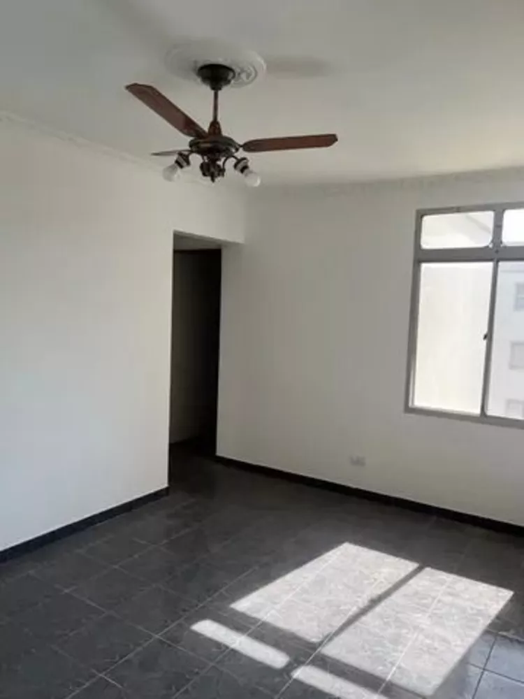 Apartamento à venda com 2 quartos, 59m² - Foto 3