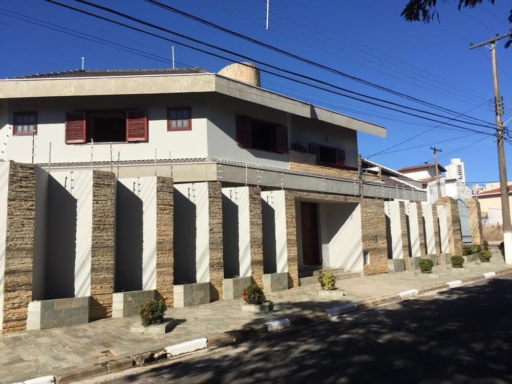 Sobrado, 4 quartos, 380 m² - Foto 1