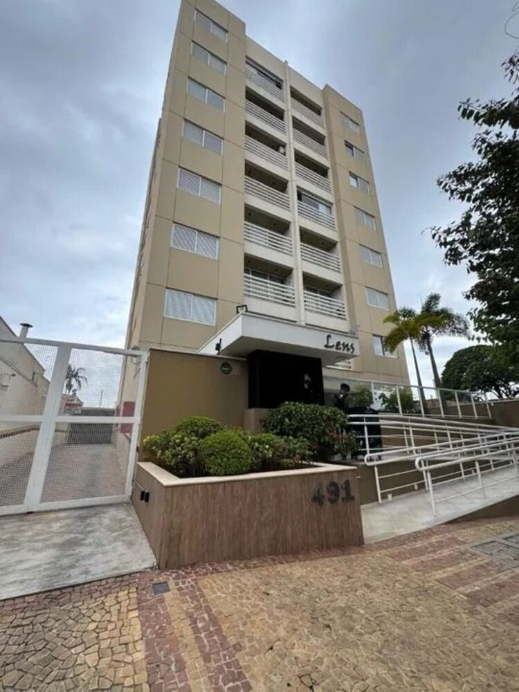Apartamento para alugar com 1 quarto, 42m² - Foto 1