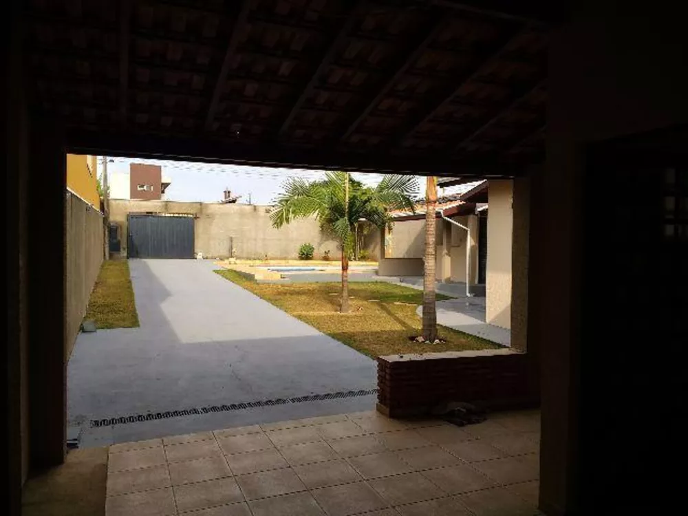 Casa à venda com 3 quartos, 188m² - Foto 2