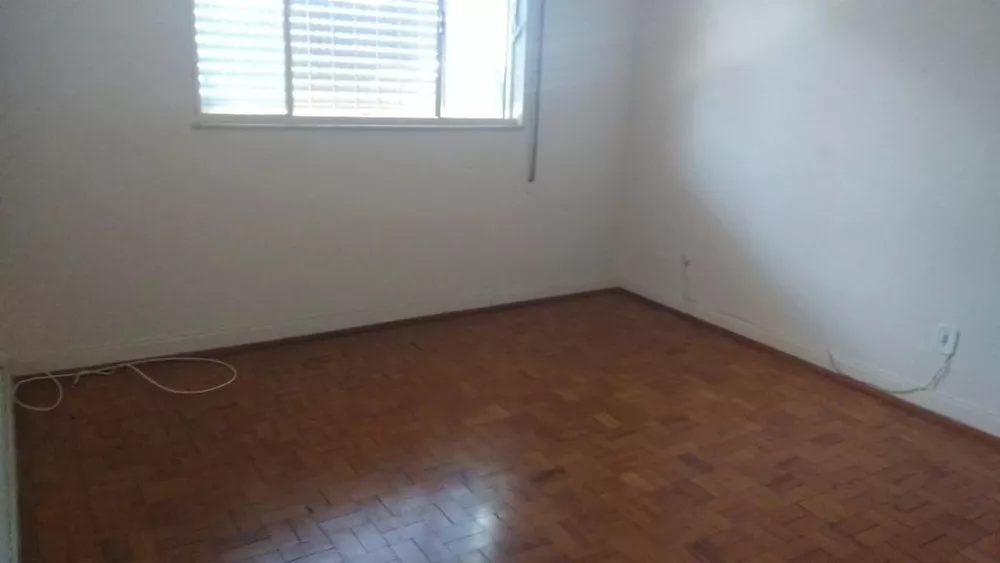 Apartamento à venda com 3 quartos, 129m² - Foto 1