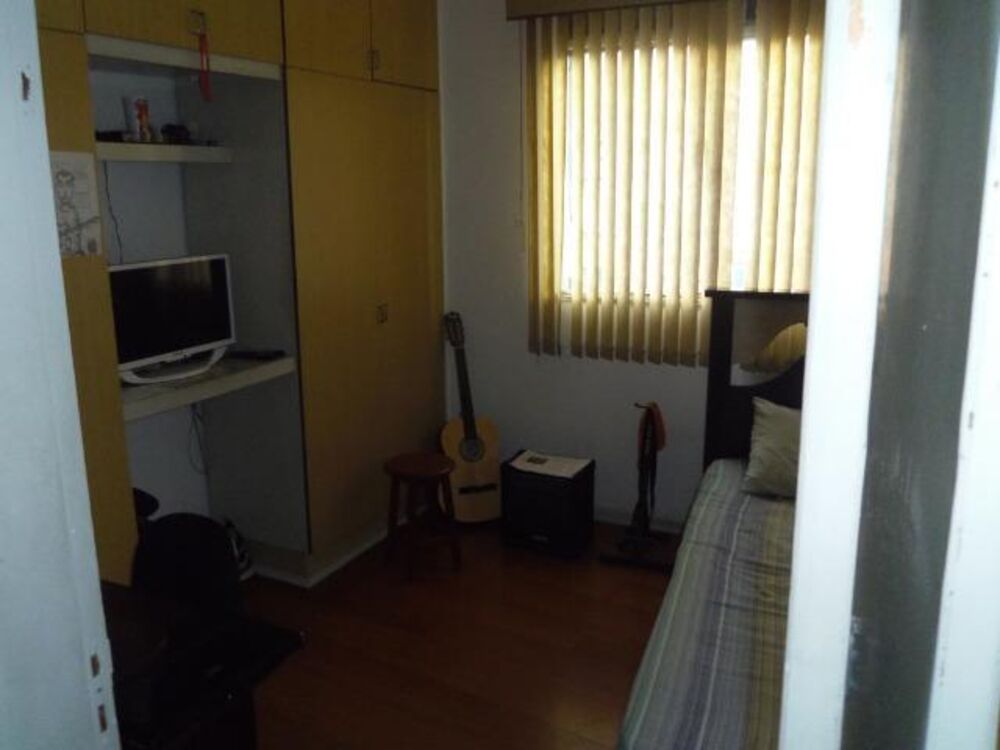 Apartamento à venda com 2 quartos, 65m² - Foto 2