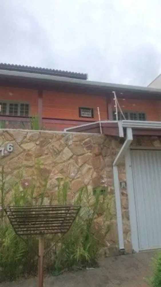 Sobrado, 3 quartos, 250 m² - Foto 1
