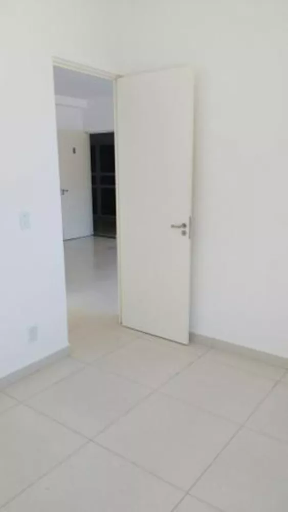 Apartamento à venda com 2 quartos, 48m² - Foto 3