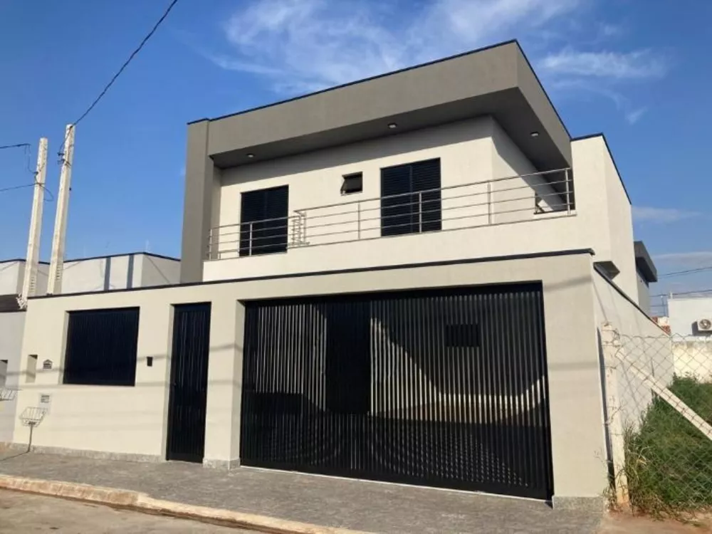 Casa de Condomínio à venda com 3 quartos, 156m² - Foto 1