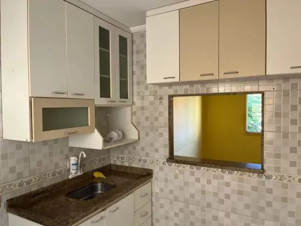 Apartamento à venda com 2 quartos, 60m² - Foto 2