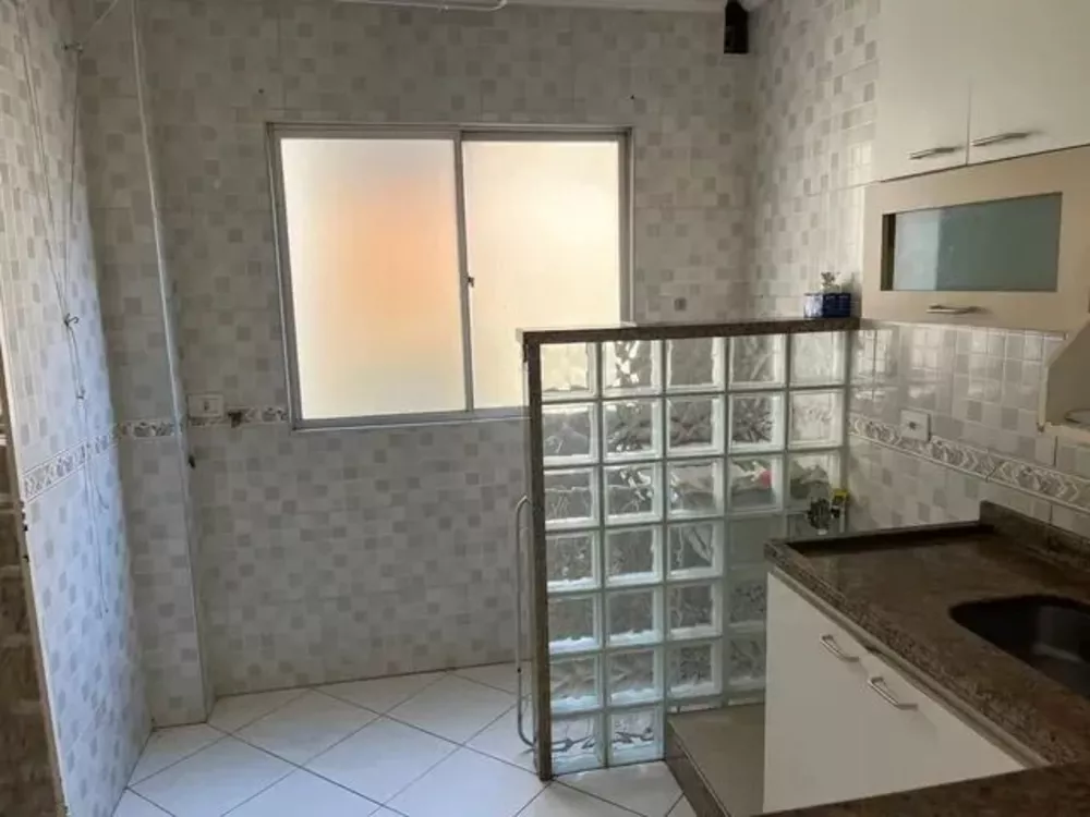 Apartamento à venda com 2 quartos, 60m² - Foto 1