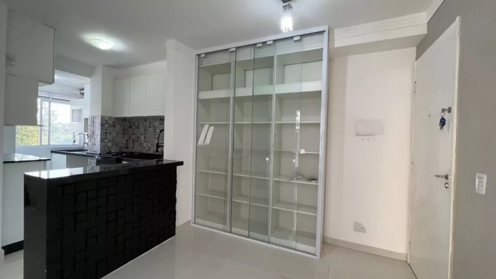 Apartamento à venda com 2 quartos, 51m² - Foto 3