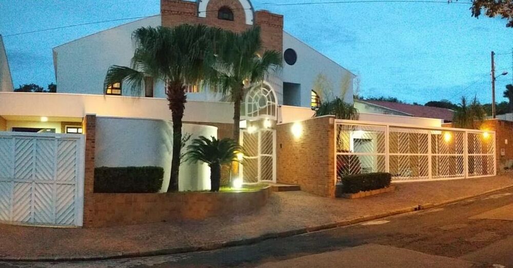 Casa, 6 quartos, 671 m² - Foto 1