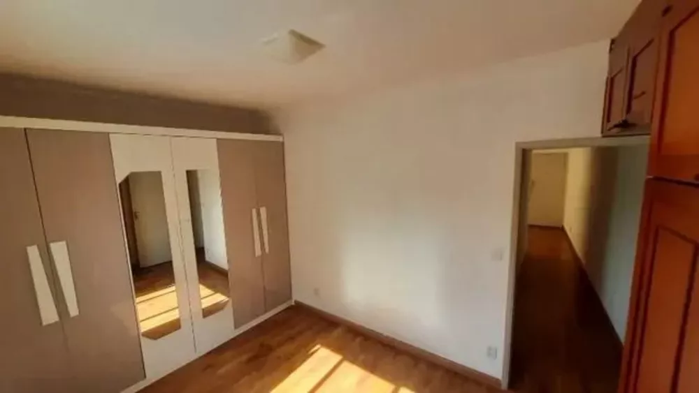 Apartamento à venda com 2 quartos, 70m² - Foto 3