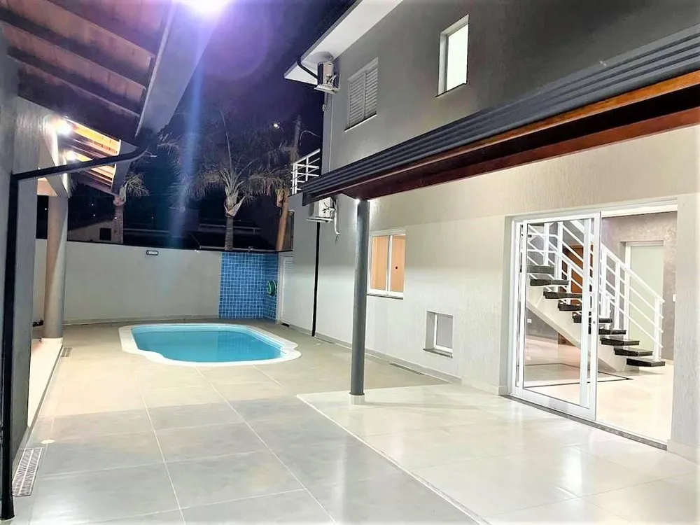 Sobrado, 3 quartos, 240 m² - Foto 3