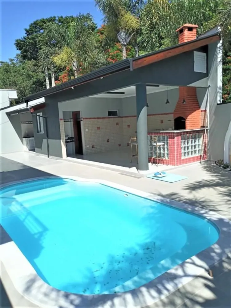 Sobrado, 3 quartos, 240 m² - Foto 1