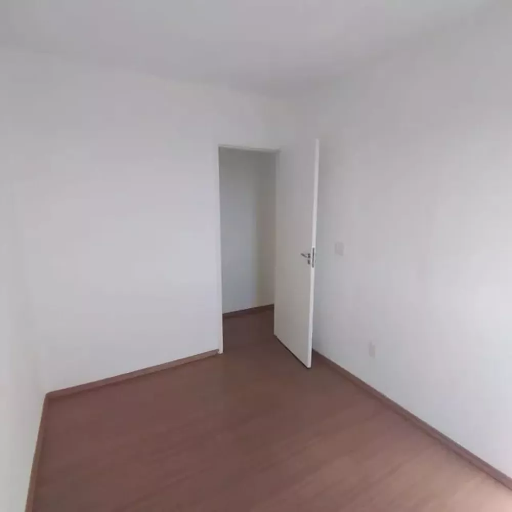 Apartamento à venda com 2 quartos, 50m² - Foto 4