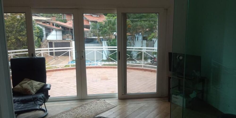 Casa de Condomínio à venda com 4 quartos, 420m² - Foto 3