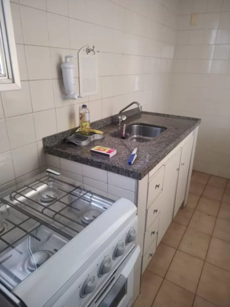 Apartamento à venda com 1 quarto, 45m² - Foto 3