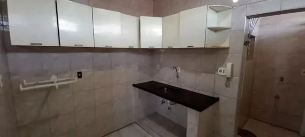 Apartamento à venda com 2 quartos, 66m² - Foto 5