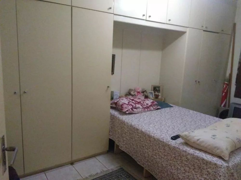 Casa à venda com 3 quartos, 180m² - Foto 4