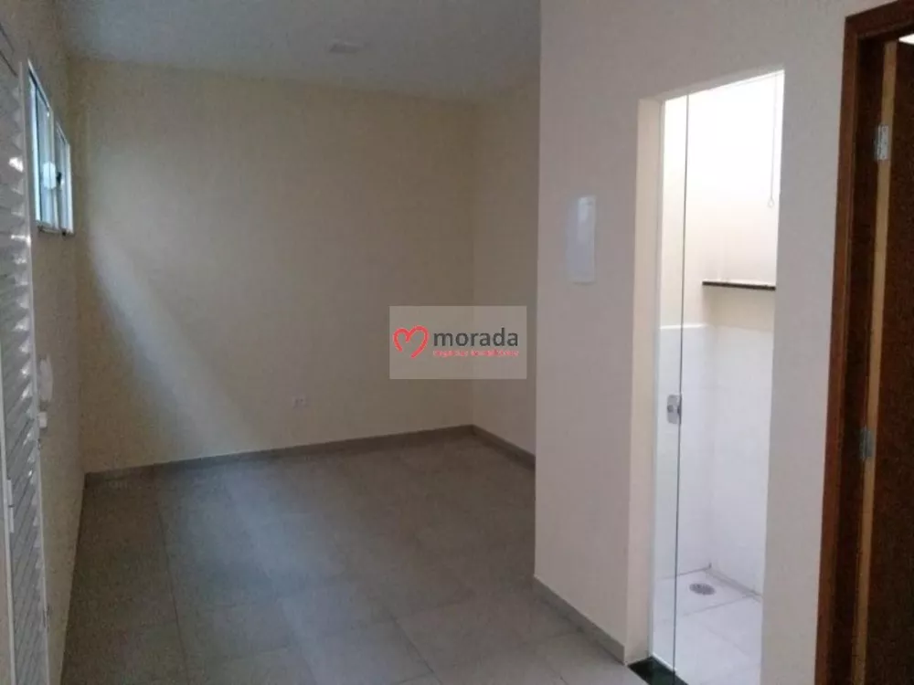 Casa à venda com 5 quartos, 190m² - Foto 2