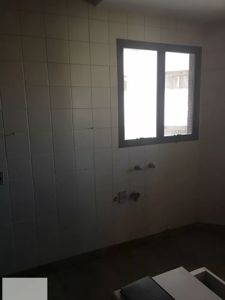 Apartamento à venda com 4 quartos, 370m² - Foto 5