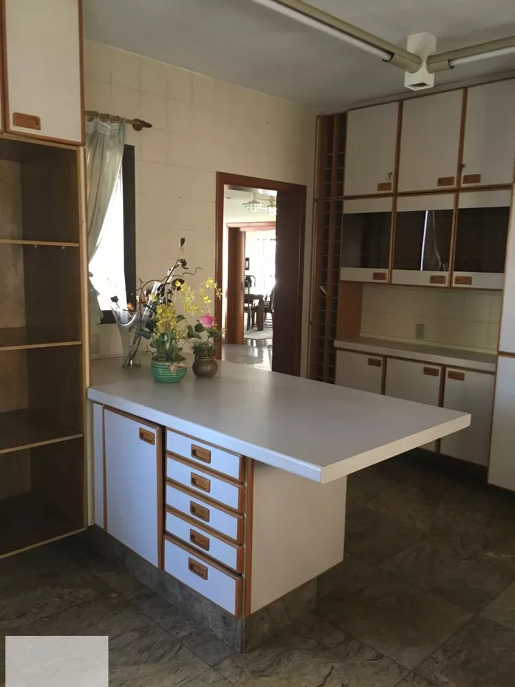 Apartamento à venda com 4 quartos, 370m² - Foto 8